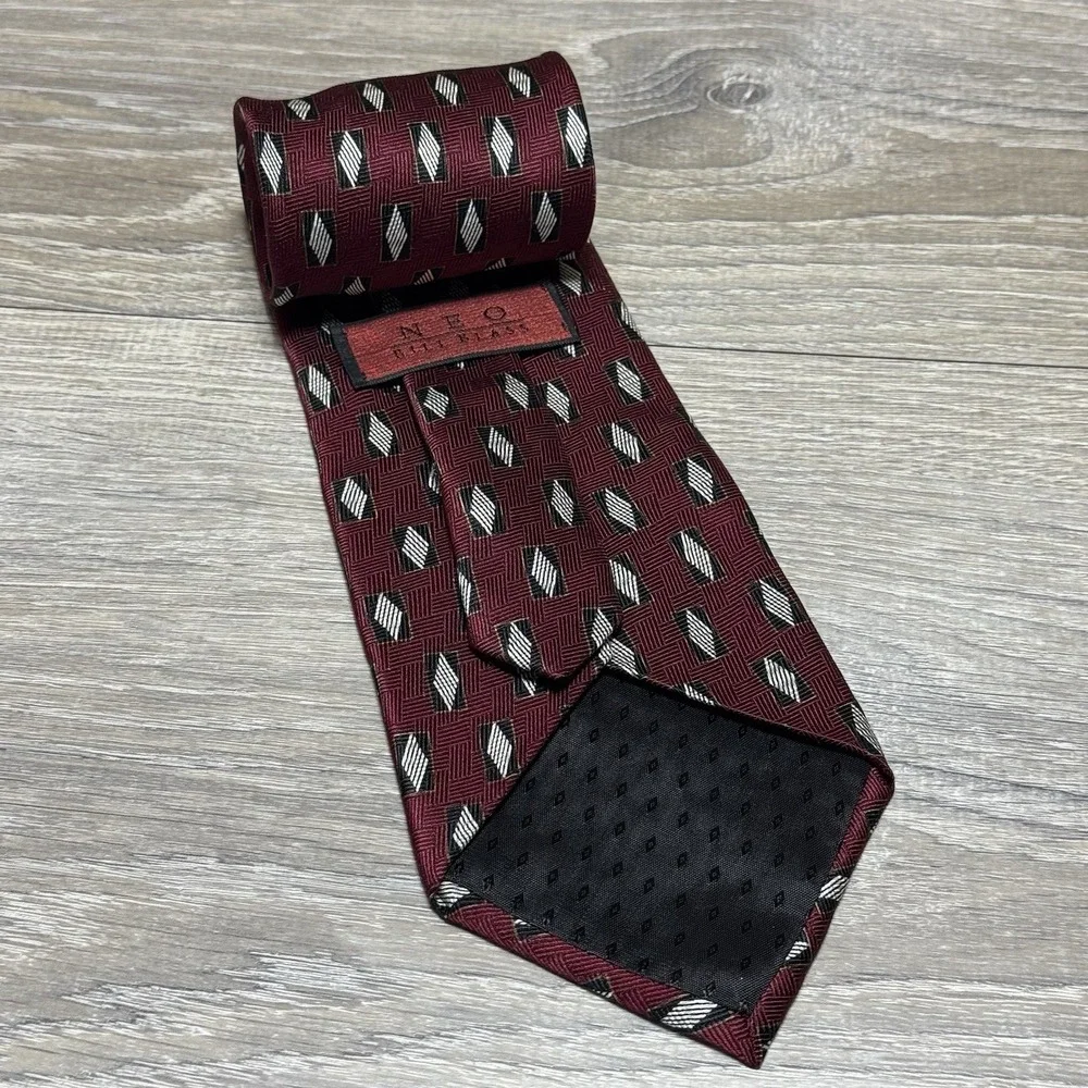 Neo Bill Blass Handmade Luxury 100% Silk Neck Tie for Men 58